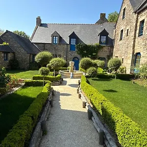 Manoir Des Douets Fleuris Hotel